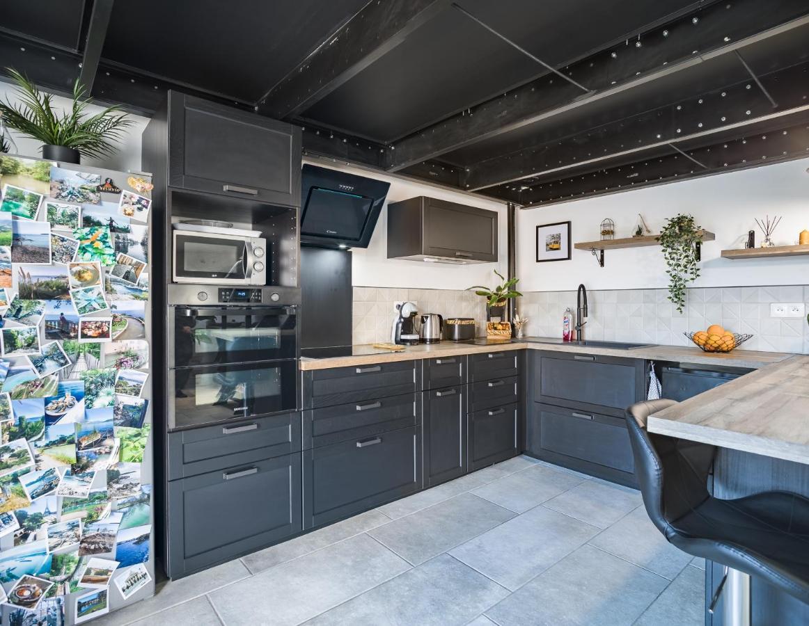 Апартаменты Loft Avec Jardin Et Parking Prive Труа Экстерьер фото